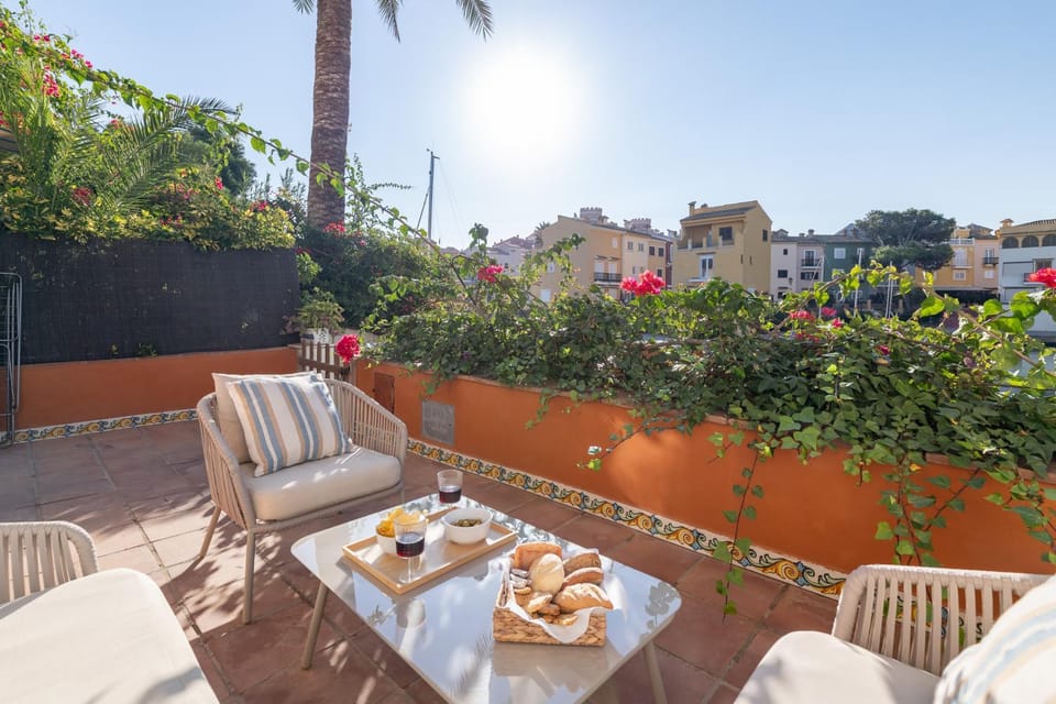 Day, Balcony/Terrace, Garden view