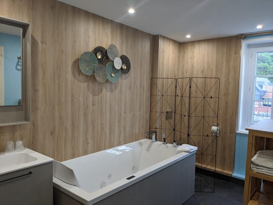 Hot Tub, Bathroom, Bath