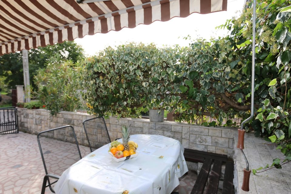 Patio, Garden, Seating area, Garden view
