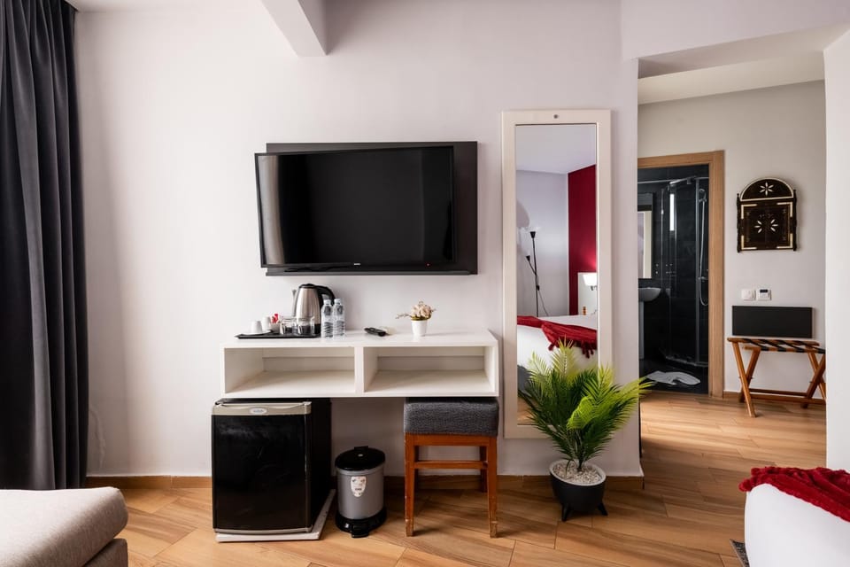 TV and multimedia, Bedroom