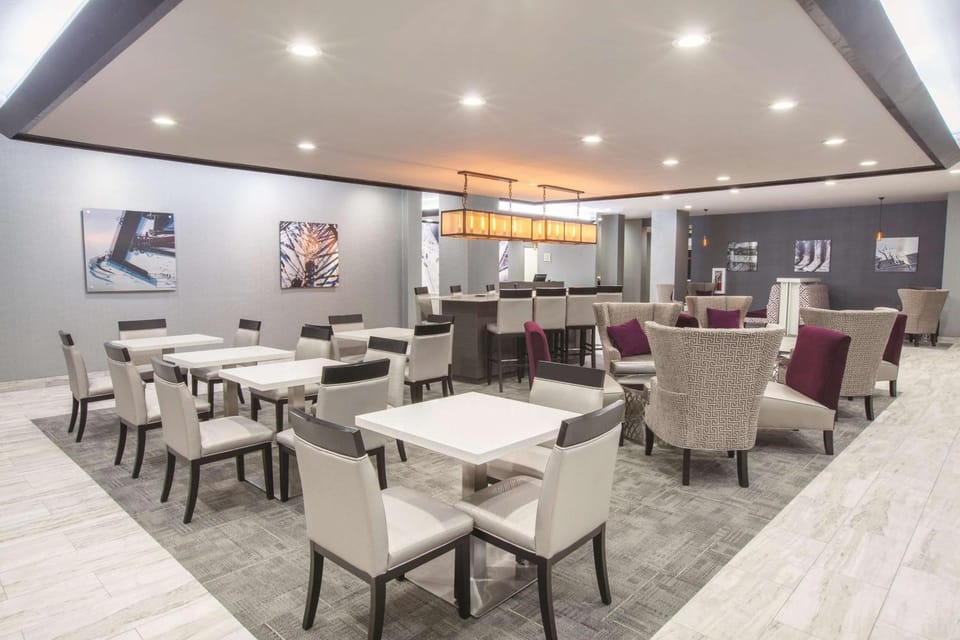 Lobby or reception, On site