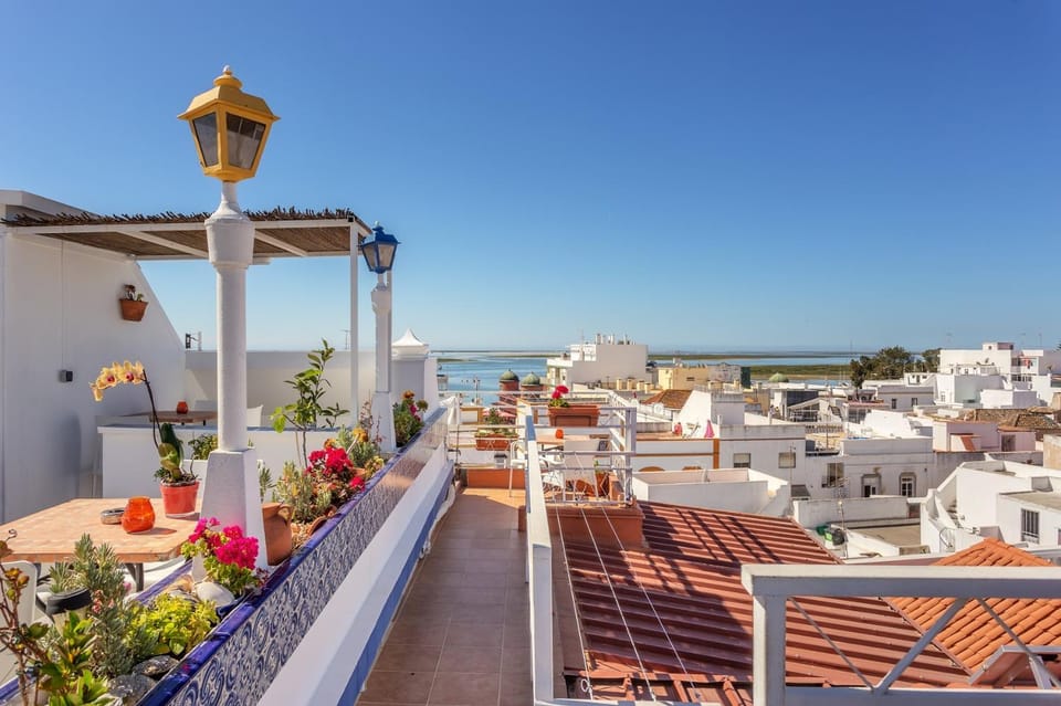 Natural landscape, Balcony/Terrace, Sea view