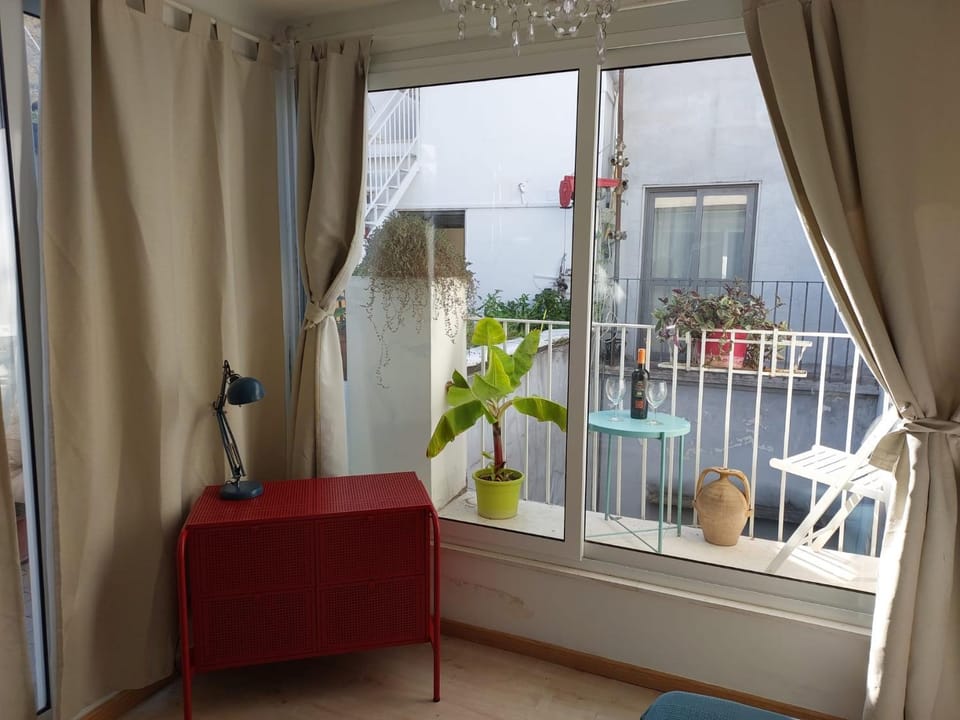 S- Naples Loft with balcony in the historic center Apartment in Naples