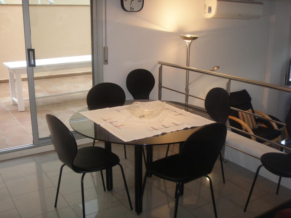 Balcony/Terrace, Dining area