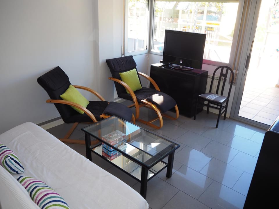 TV and multimedia, Balcony/Terrace, Living room