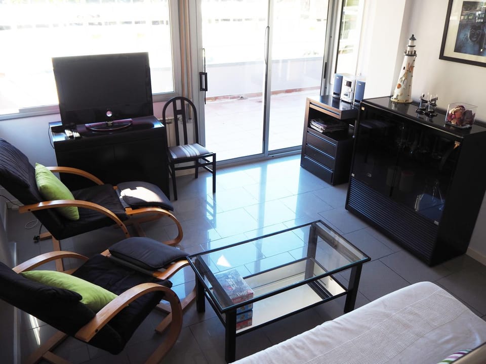 TV and multimedia, Balcony/Terrace, Living room