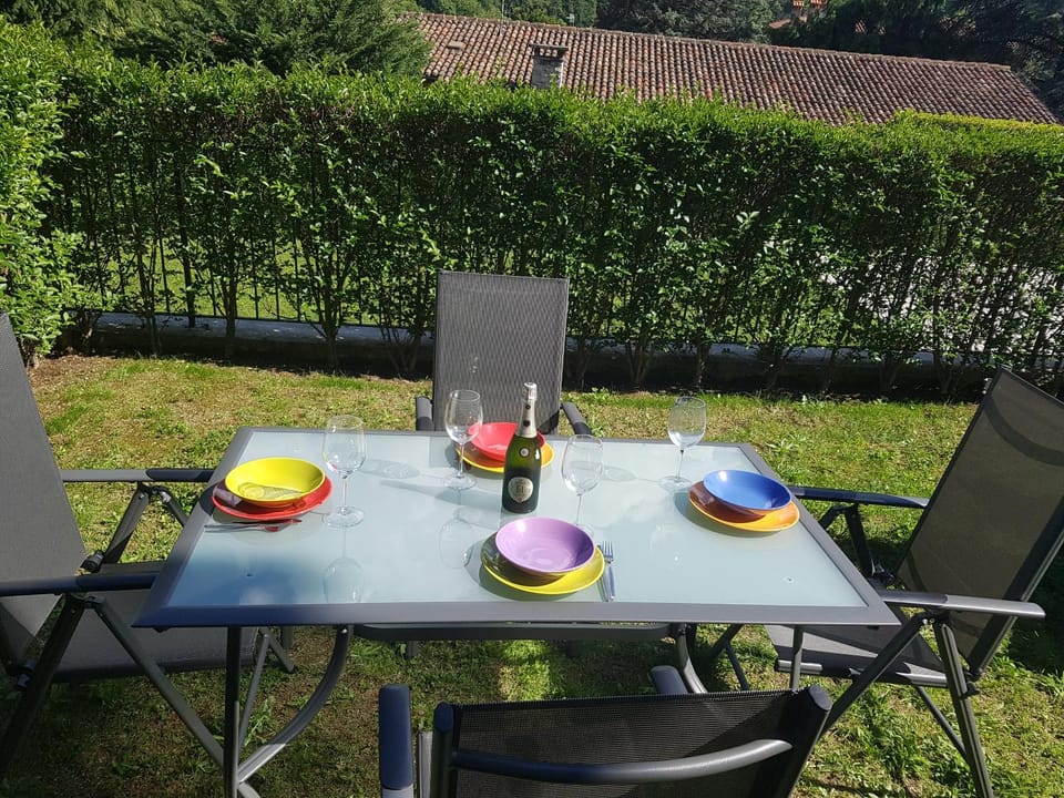 Casa Lella with pool and garden Apartment in Lenno