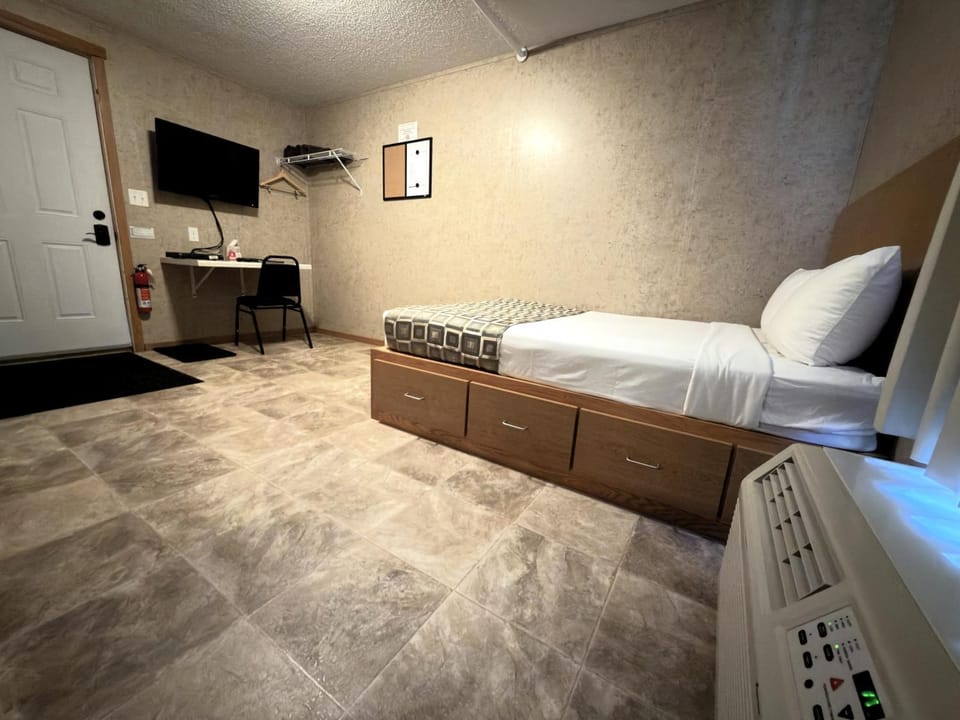 TV and multimedia, Bedroom