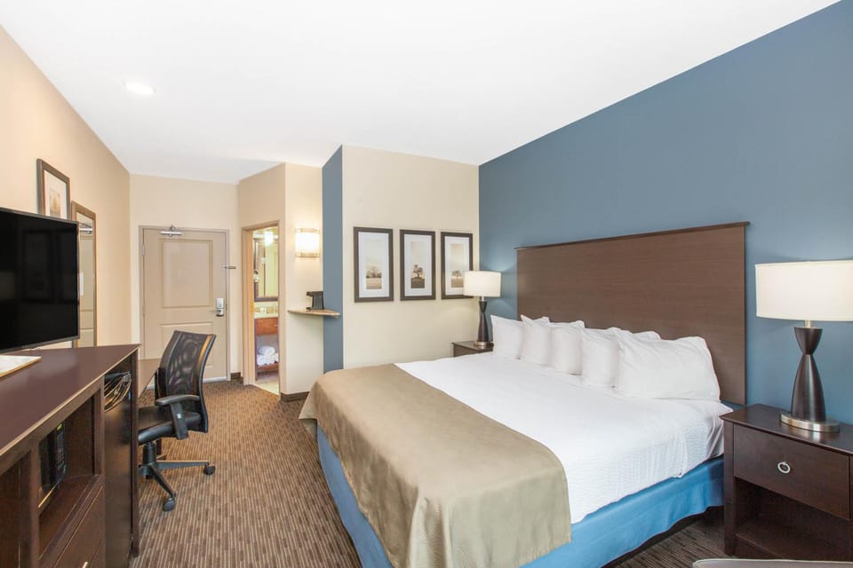 AmericInn by Wyndham Humboldt Hotel in Iowa