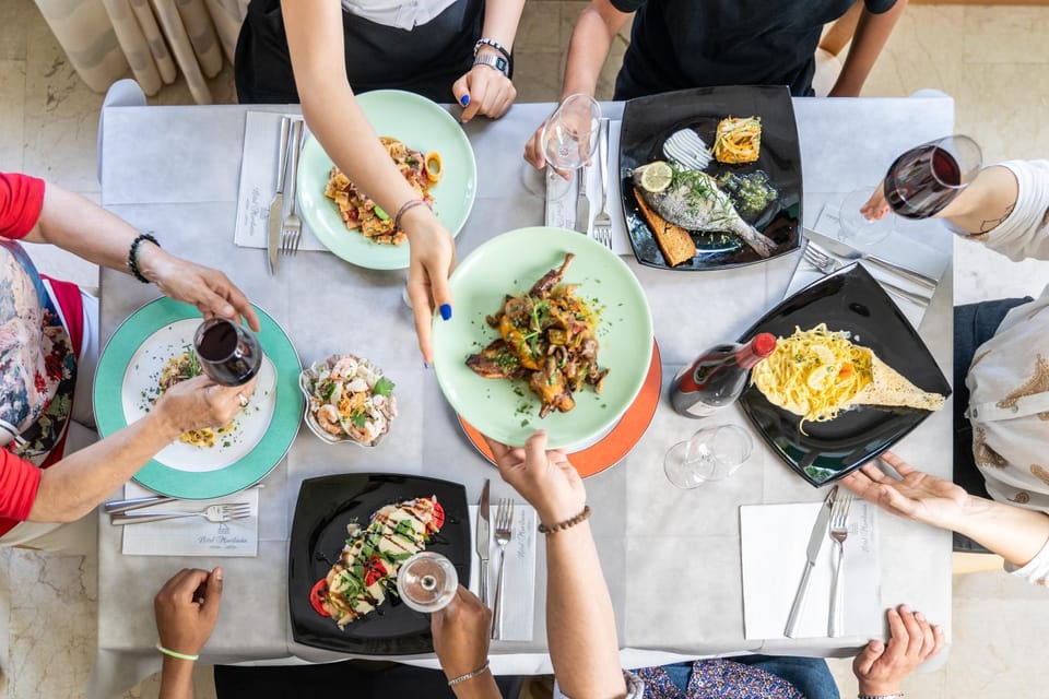 Restaurant/places to eat, Lunch