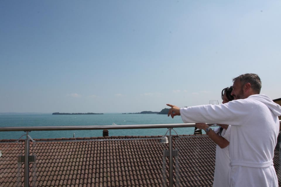 Natural landscape, Balcony/Terrace, Guests, Lake view