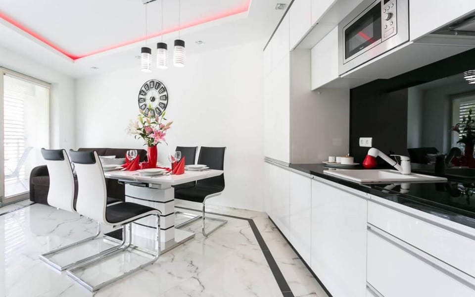 Kitchen or kitchenette, Living room, Seating area, Dining area, stove