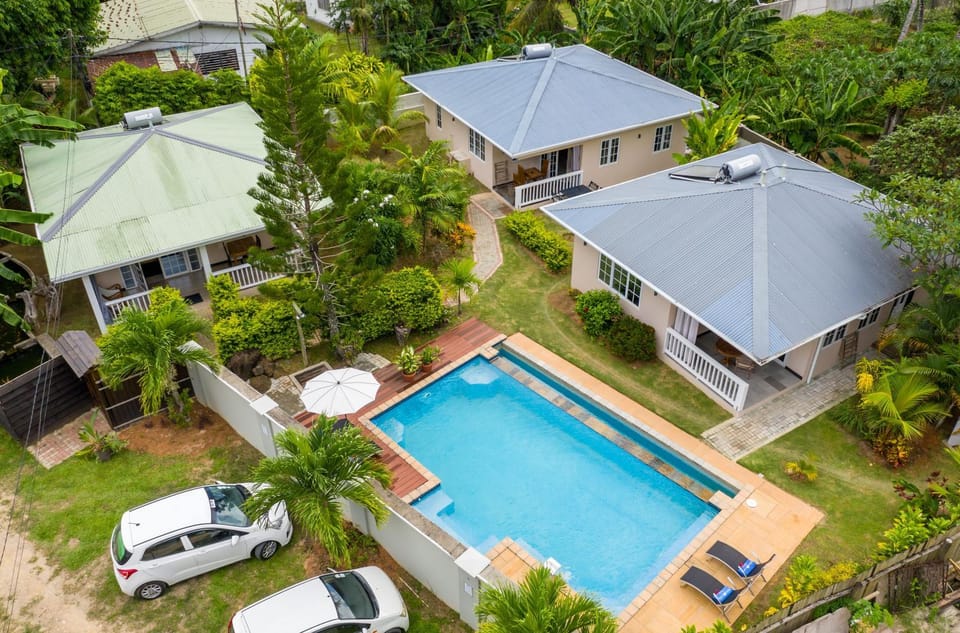 Property building, Facade/entrance, Bird's eye view, BBQ facilities, BBQ facilities, Garden, Garden, On site, Garden view, Mountain view, Pool view, Swimming pool, Swimming pool, Inner courtyard view