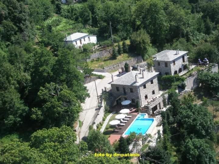 Property building, Neighbourhood, Natural landscape, Bird's eye view, Pool view, Street view, Swimming pool, Swimming pool