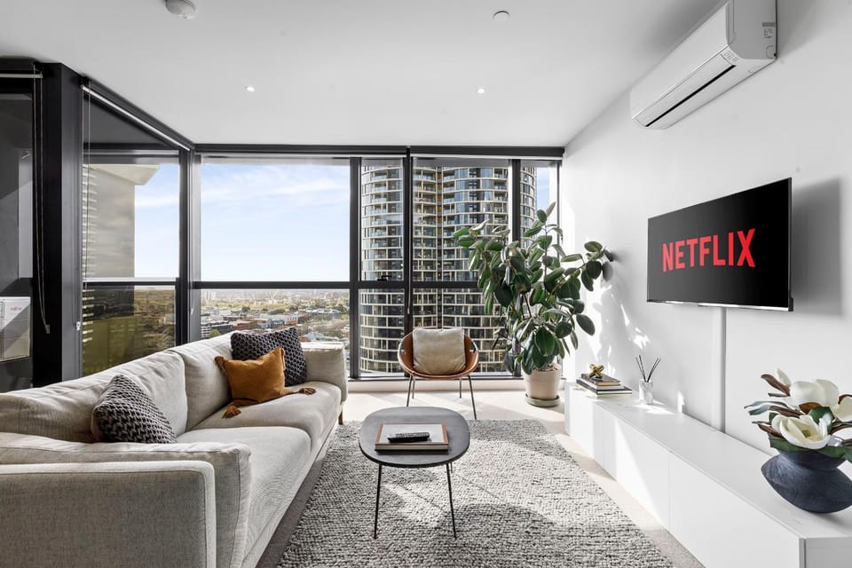 TV and multimedia, Living room, Seating area