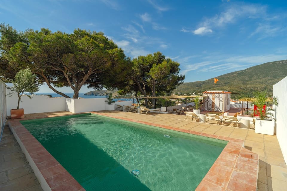 Natural landscape, Mountain view, Pool view, Sea view, Swimming pool, sunbed