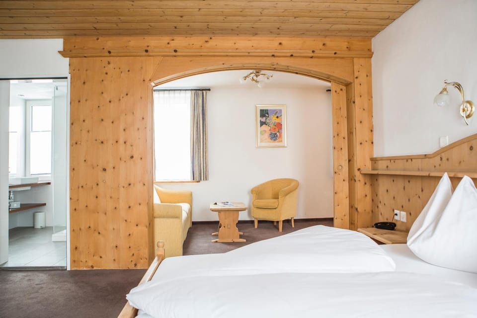 Seating area, Bedroom