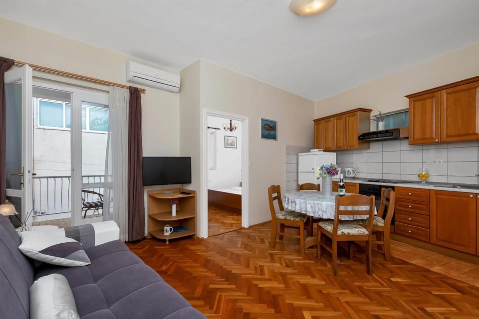 Ivan Apartment in Makarska
