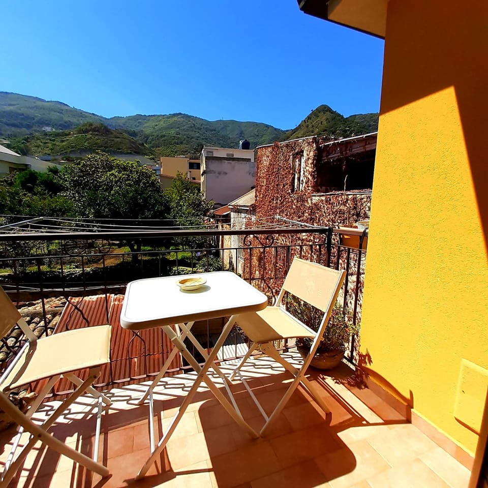 Patio, View (from property/room), Balcony/Terrace