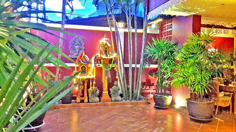 Patio, Night, Garden, Balcony/Terrace, Decorative detail, Garden view, Sunset