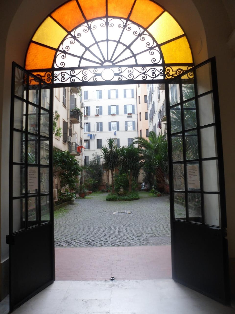 Facade/entrance