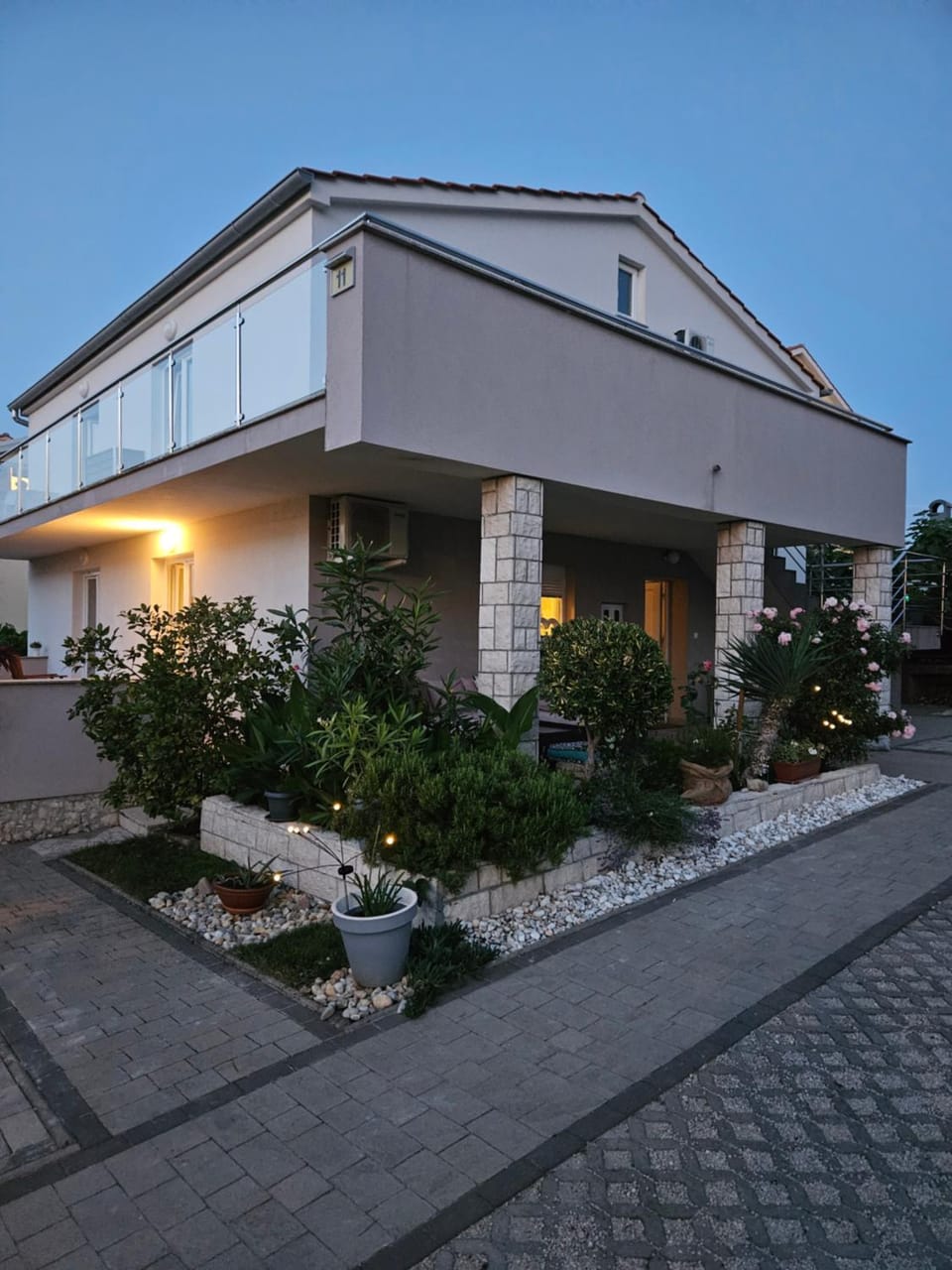 Property building, Day