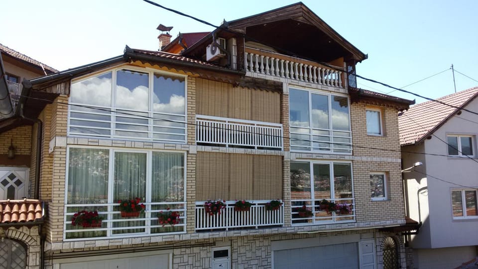 Property building, Activities, Billiard, Bowling, Casino, Children play ground, Darts, Fishing, Game Room, Golfcourse, Horse-riding, Karaoke, Minigolf, Nightclub / DJ, Ski School, Skiing, Snorkeling, Squash, Table tennis, View (from property/room), Other, Decorative detail, Canoeing, Hiking, Cycling, Diving, Kids's club, Evening entertainment, City view, Garden view, Landmark view, Street view, Entertainment