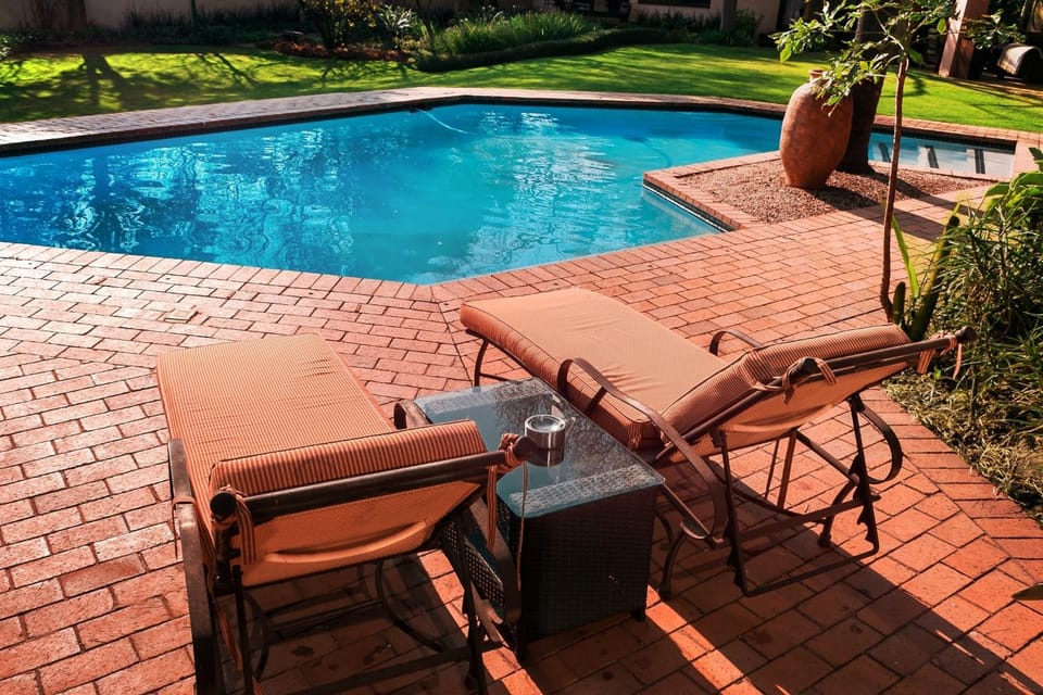 Garden, Garden view, Pool view, Swimming pool