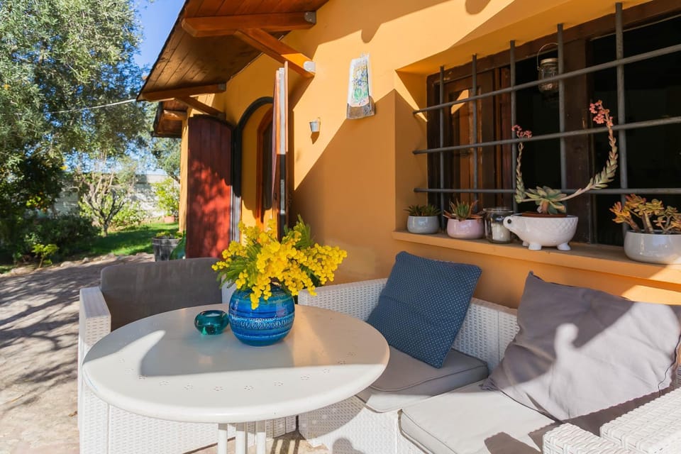 Property building, Garden, View (from property/room), Balcony/Terrace, Garden view, Internal: Not applicable to any particular room