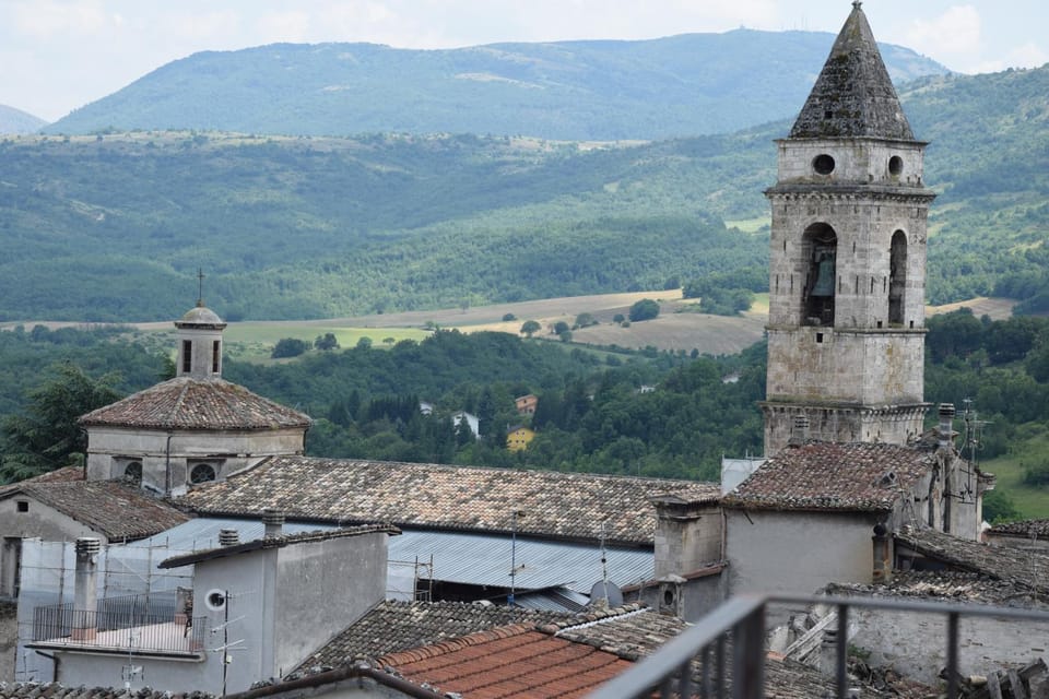 Nearby landmark, Mountain view