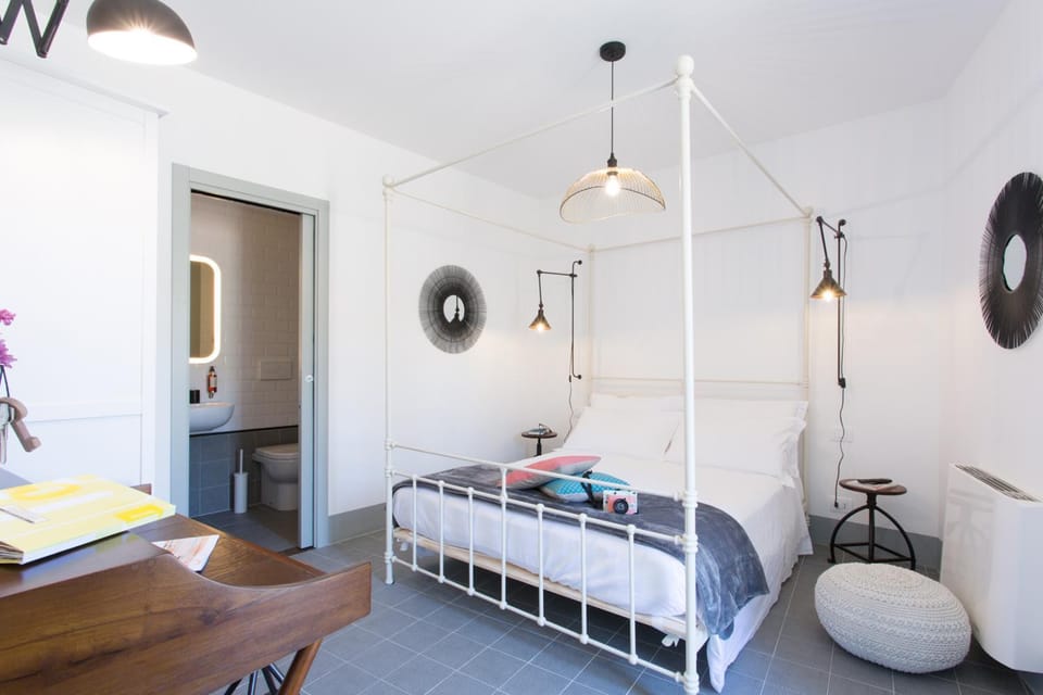 Bathroom, Bedroom
