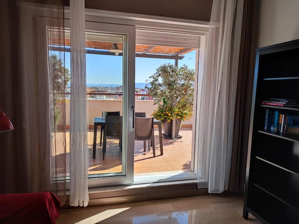 Balcony/Terrace, Living room