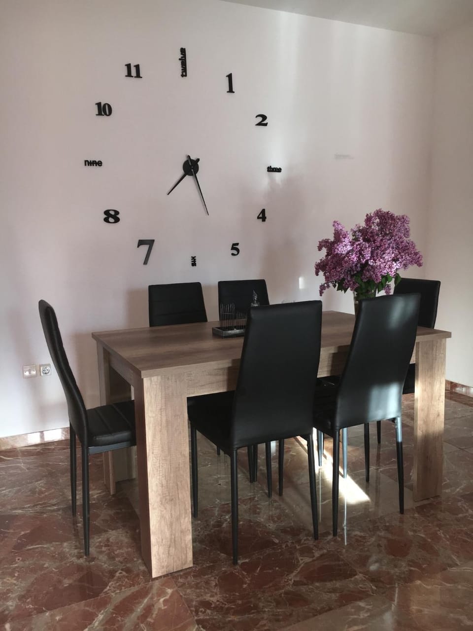 Communal lounge/ TV room, Balcony/Terrace, Lounge or bar
