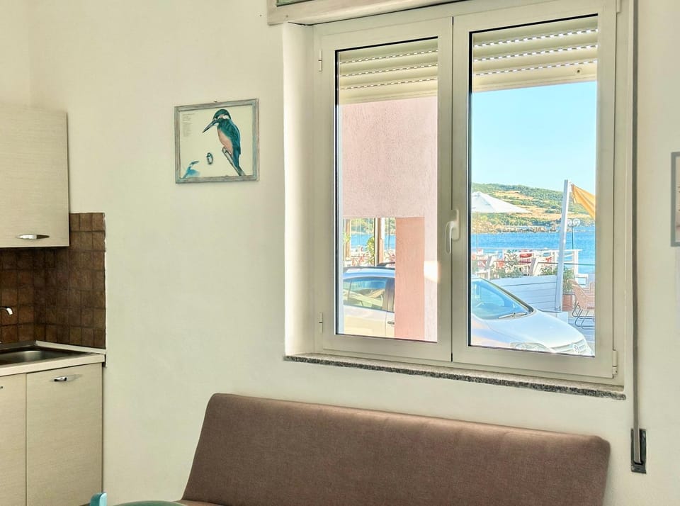 Approdoflat Apartment in Isola Rossa