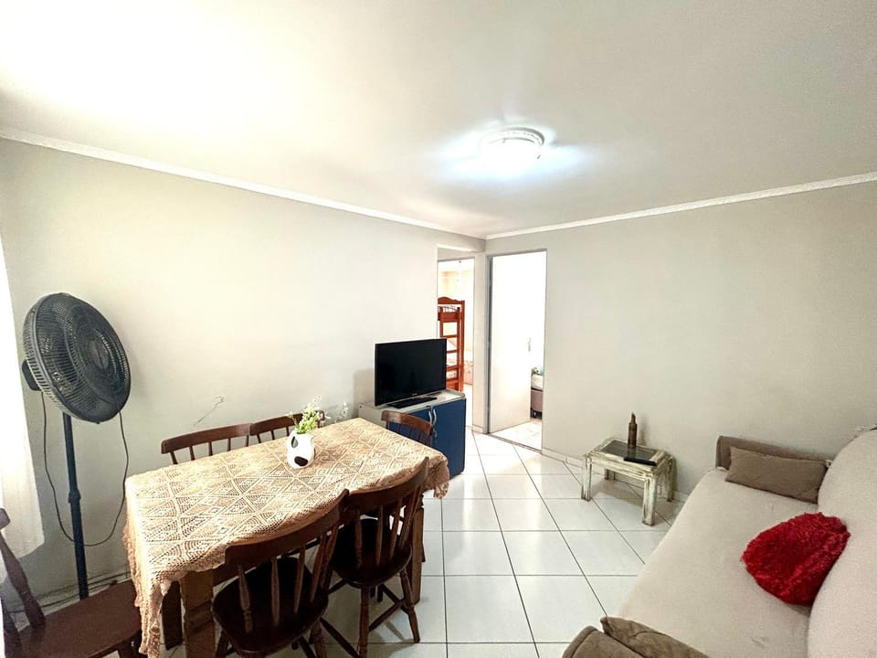 TV and multimedia, Seating area, Dining area