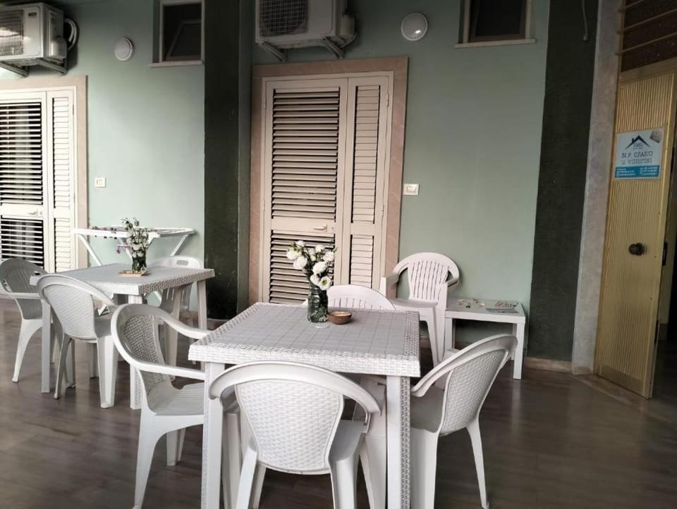 Balcony/Terrace, Dining area