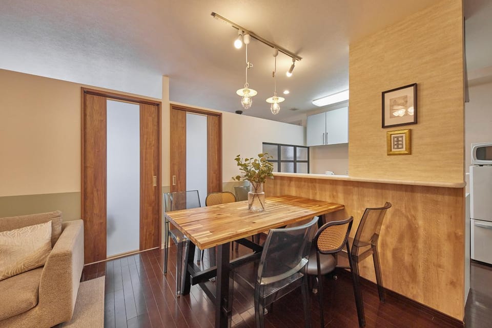 SuiteRoom Hana Apartment in Osaka