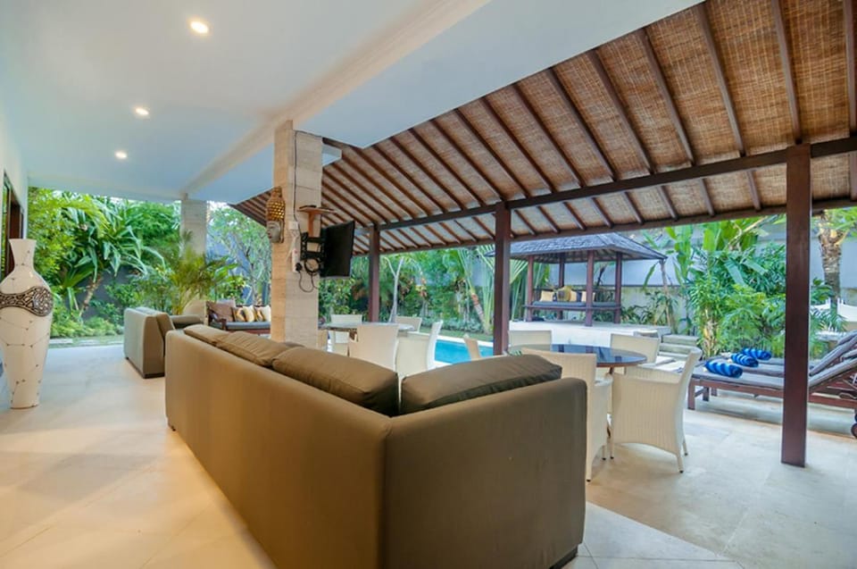 The Mawar Estate Villa in North Kuta