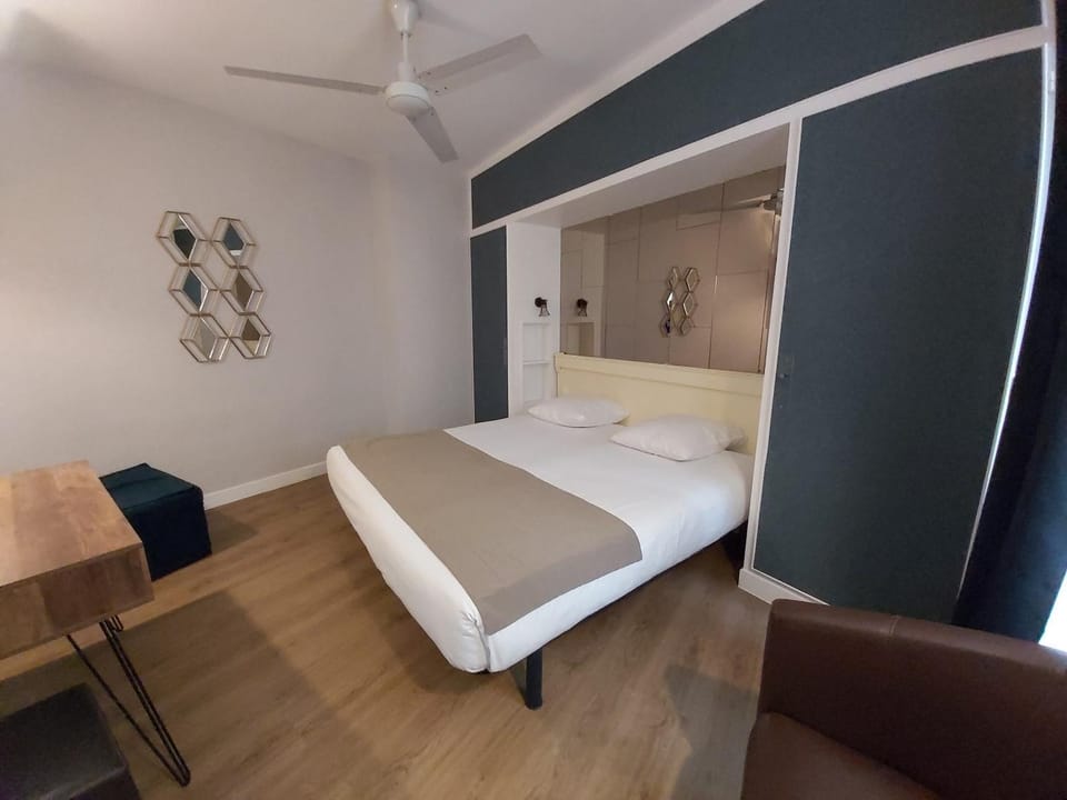 View (from property/room), Photo of the whole room, Bedroom, City view, City view