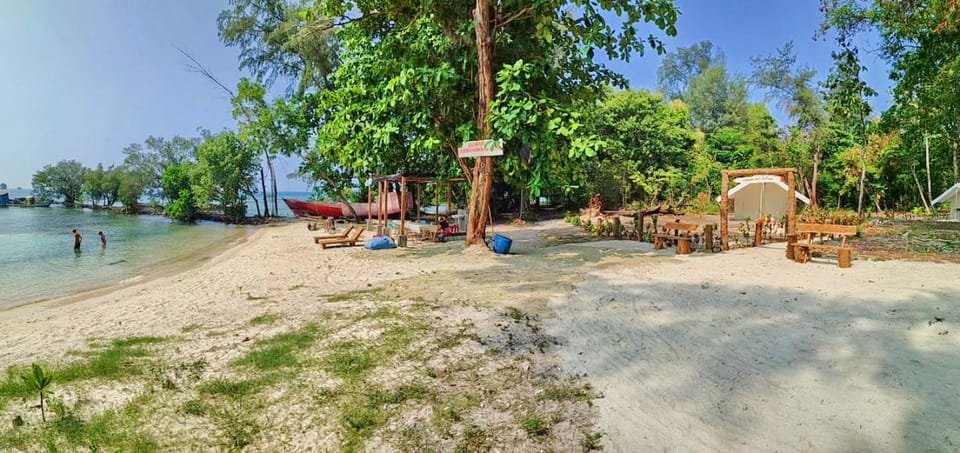 Beach, Beach, On site
