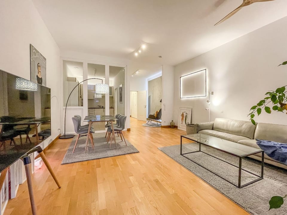 Property building, Living room