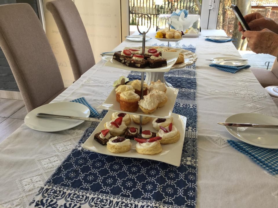BBQ facilities, Food and drinks