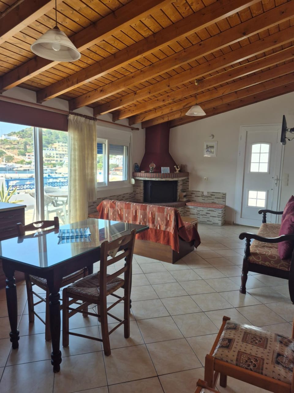 Nektaria on the Beach Apartment in Icaria