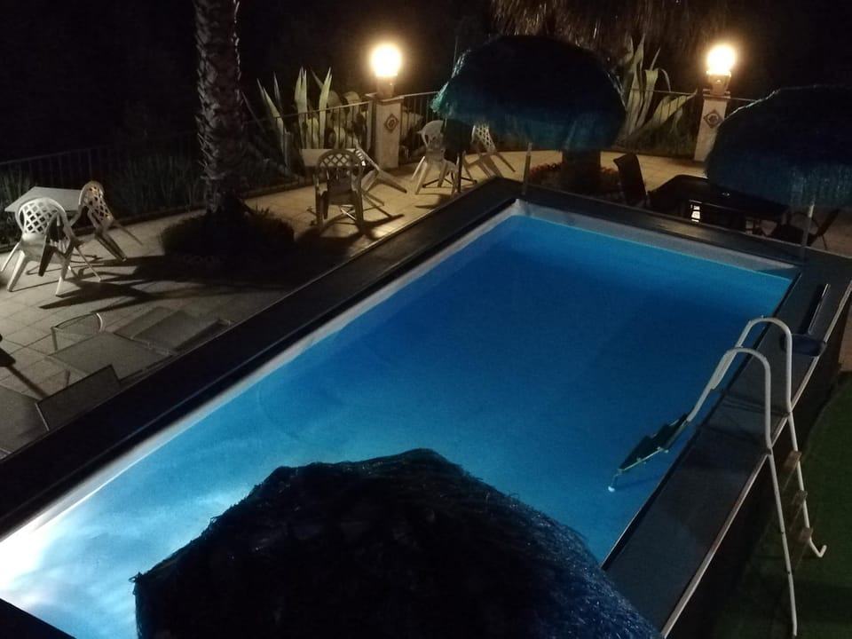 Night, Swimming pool