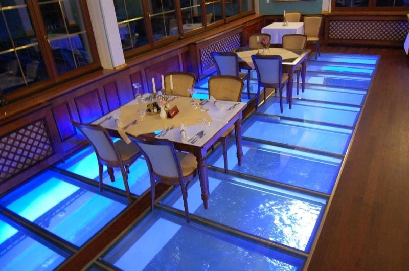 Property building, Restaurant/places to eat, Banquet/Function facilities