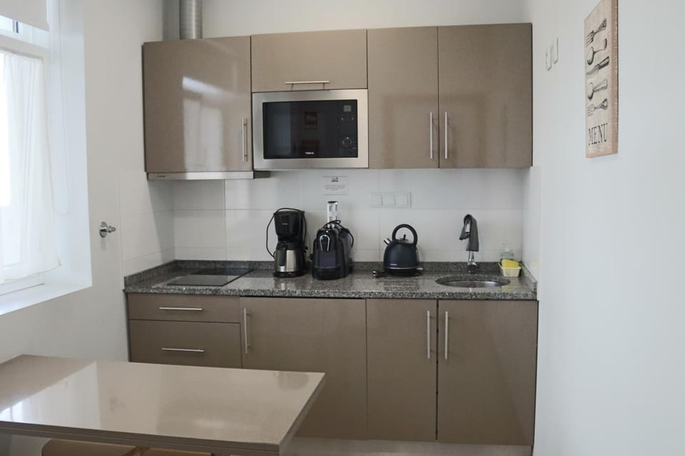 Coffee/tea facilities, Kitchen or kitchenette, minibar, toaster