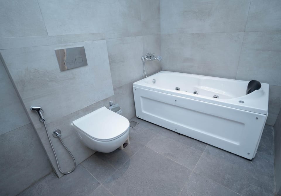 Toilet, Bathroom, Bath