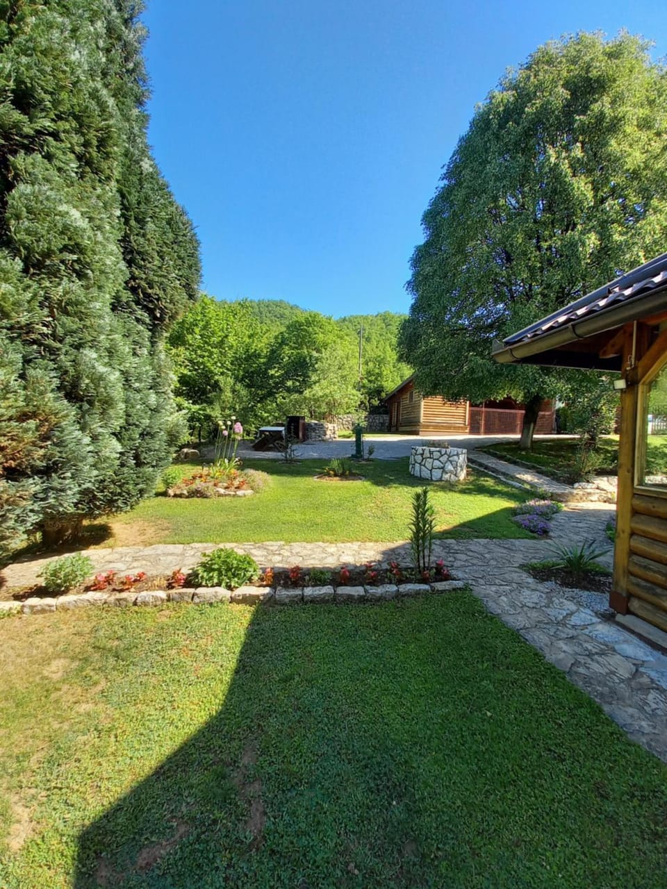Garden, Garden view