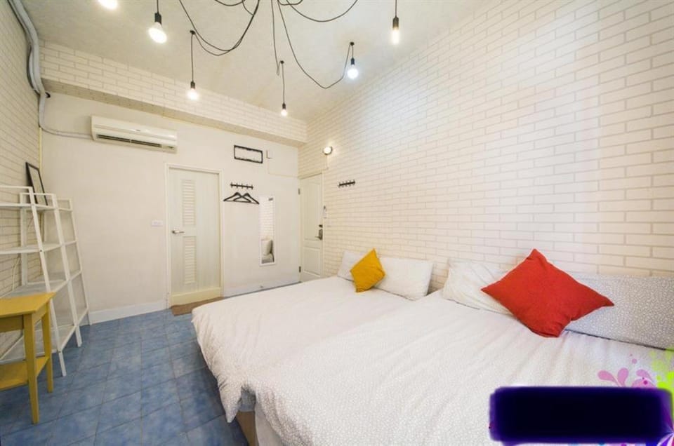 Memory Traveler沐森旅宿無接待毛小孩A平日住宿有預約保留停車位 Bed and Breakfast in Kaohsiung