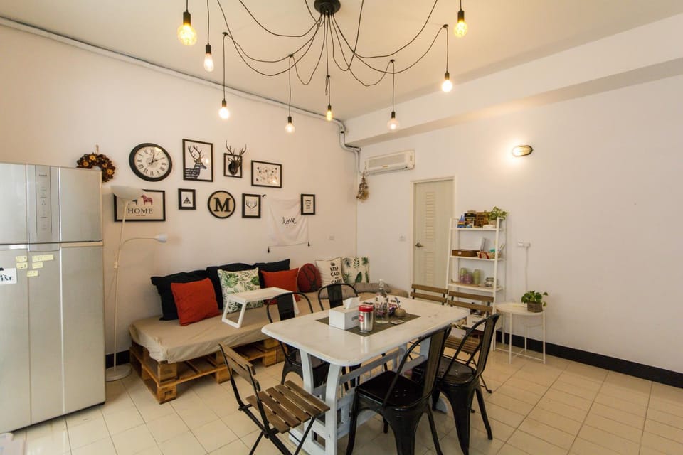 Communal lounge/ TV room, Seating area